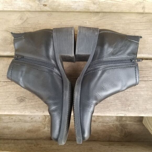 Vintage 90s y2k Square Toe Chunky Heel Black Leather Heeled Ankle Boots Booties - Picture 3 of 9